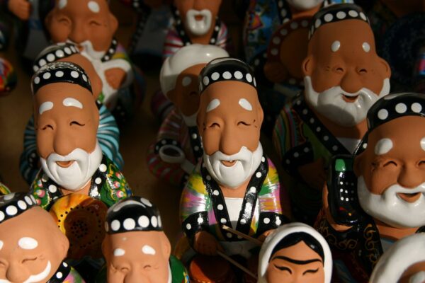 Models of the storyteller Nasreddin for sale in Uzbekistan